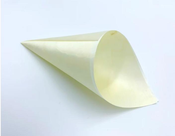 WOODEN CONE 18CM 60X50PCS